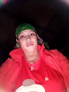 Snapshot of callistra chatting on 11/11/25, 09:15 callistra online show from 11/11/25, 09:15