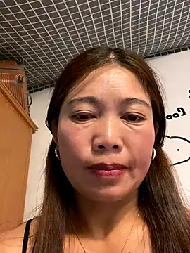 Milky-milk online show from 10/25/25, 01:34