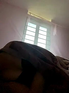 Milky-milk online show from 11/19/25, 11:38