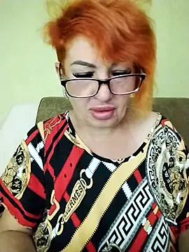 Snapshot of Alissa55552111 chatting on 07/06/26, 06:42 Alissa55552111 online show from 07/06/26, 06:42