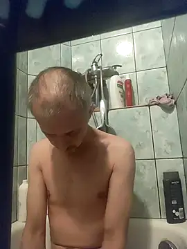 szajbusek41 online show from 10/10/25, 07:04