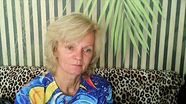 Snapshot of Zoe_Steell chatting on 09/19/25, 04:27 Zoe Steell online show from 09/19/25, 04:27