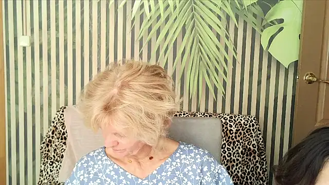 Snapshot of Zoe_Steell chatting on 09/23/25, 07:15 Zoe Steell online show from 09/23/25, 07:15