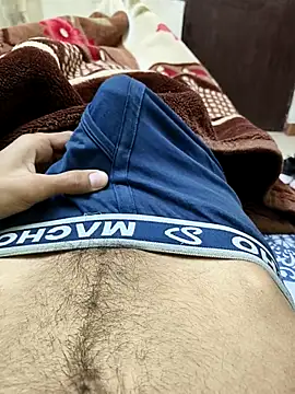 Snapshot of king_boy070 chatting on 01/09/26, 05:25 king boy070 online show from 01/09/26, 05:25