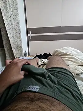 Snapshot of thick_hard_dick chatting on 02/28/26, 07:24 thick hard dick online show from 02/28/26, 07:24