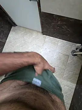 Snapshot of thick_hard_dick chatting on 09/25/25, 06:41 thick hard dick online show from 09/25/25, 06:41