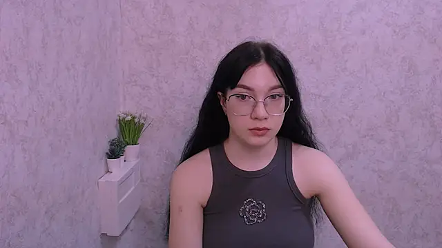 Snapshot of MiraBabe_ chatting on 03/02/26, 09:27 MiraBabe online show from 03/02/26, 09:27