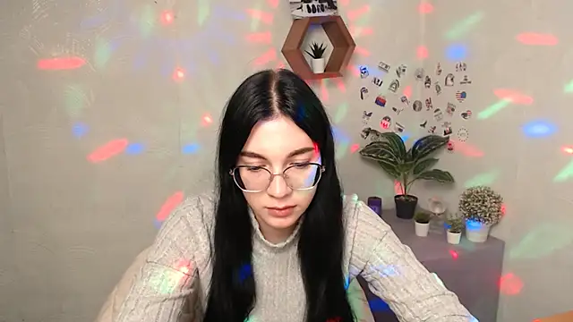 Snapshot of MiraBabe_ chatting on 10/06/25, 08:37 MiraBabe online show from 10/06/25, 08:37