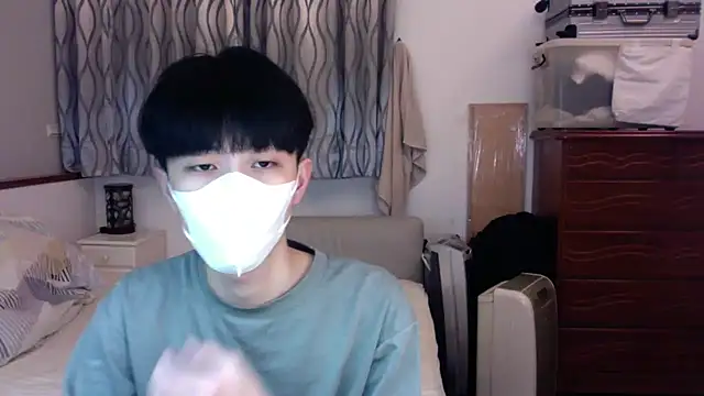 kai101010 online show from 11/14/25, 03:48