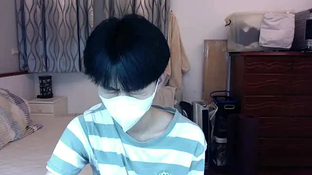 Snapshot of kai101010 chatting on 10/18/25, 04:09 kai101010 online show from 10/18/25, 04:09