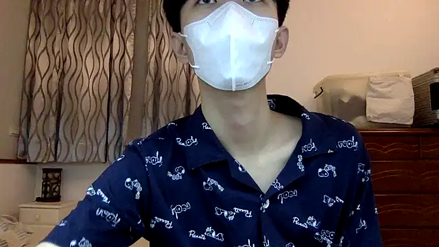 Snapshot of kai101010 chatting on 10/15/25, 04:15 kai101010 online show from 10/15/25, 04:15