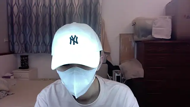 Snapshot of kai101010 chatting on 09/22/25, 03:29 kai101010 online show from 09/22/25, 03:29