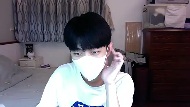 kai101010 online show from 11/21/25, 01:32