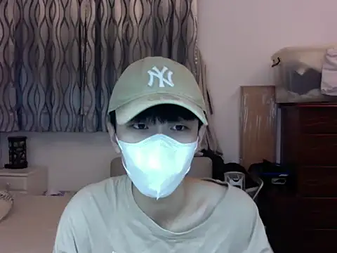 Snapshot of kai101010 chatting on 10/01/25, 04:11 kai101010 online show from 10/01/25, 04:11