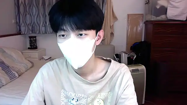 kai101010 online show from 10/31/25, 04:14