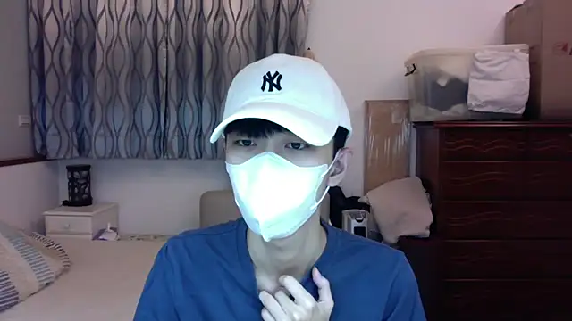 Snapshot of kai101010 chatting on 09/23/25, 01:07 kai101010 online show from 09/23/25, 01:07