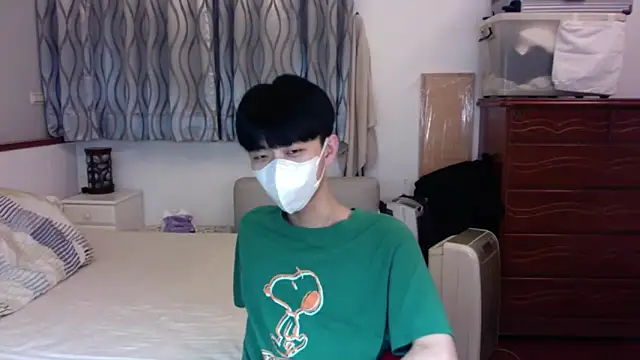 kai101010 online show from 11/12/25, 02:21