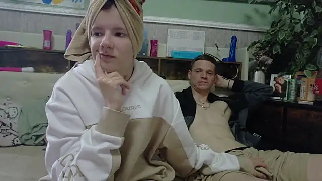 Hot SkinnyGirl online show from 05/03/26, 01:36