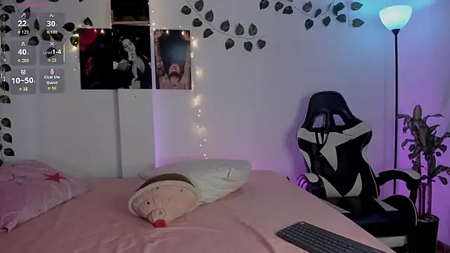 SophiieParkeer online show from 11/08/25, 07:17