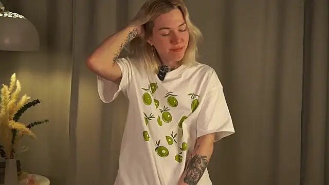 DianeHonnette online show from 04/04/26, 07:20