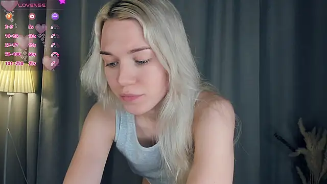 DianeHonnette online show from 12/04/25, 07:35