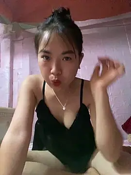 Lina-sexyy online show from 04/14/26, 01:43