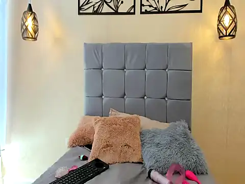 SamantaParty1 online show from 09/27/25, 04:24