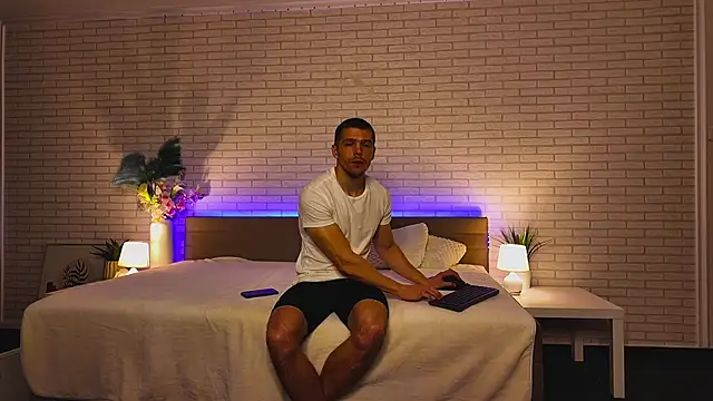 GarettVoss online show from 11/15/25, 06:39