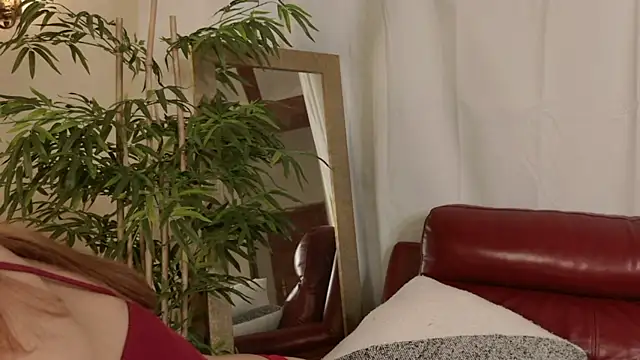 MollyXoXo online show from 04/27/26, 06:44
