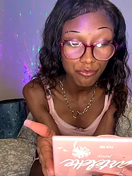 Snapshot of xxxunique chatting on 09/18/25, 01:19 xxxunique online show from 09/18/25, 01:19