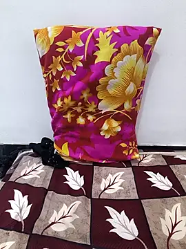 sassyishhu76 online show from 11/03/25, 08:40