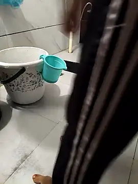 sassyishhu76 online show from 11/09/25, 06:17