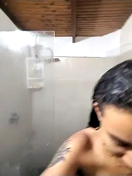 Suzanelee1 online show from 11/07/25, 04:11