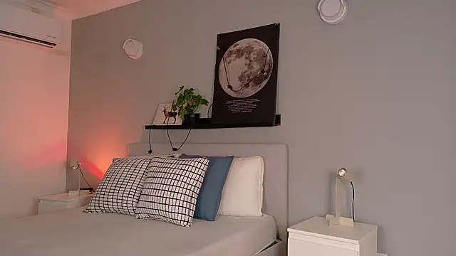 KeendraFox  online show from 03/06/26, 11:16