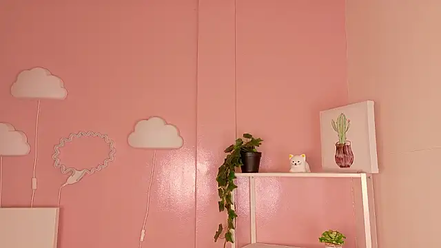 KeendraFox  online show from 02/09/26, 11:41