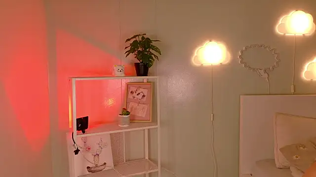 KeendraFox  online show from 02/07/26, 10:34