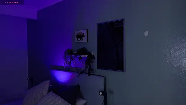 KeendraFox  online show from 04/14/26, 10:09