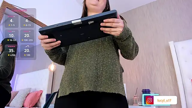 Lucy Lu17 online show from 12/19/25, 03:03