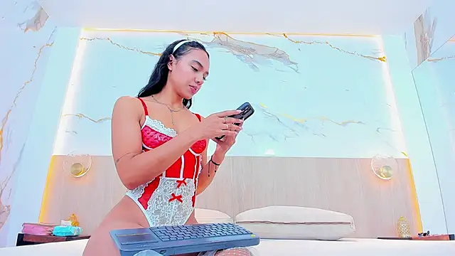 grace daviss online show from 11/20/25, 10:49