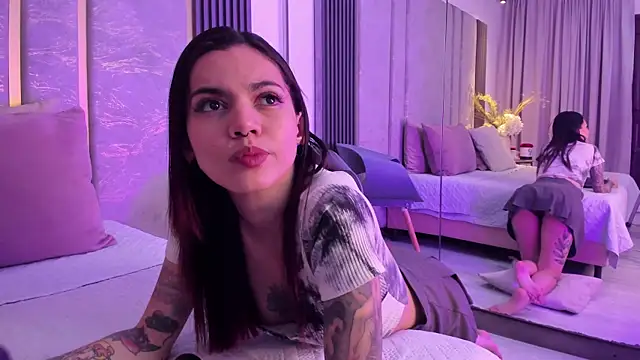 Vero Jenkins online show from 09/21/25, 02:33