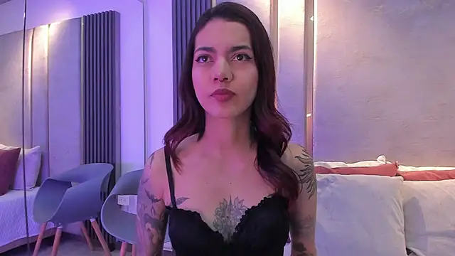 Vero Jenkins online show from 11/19/25, 01:00