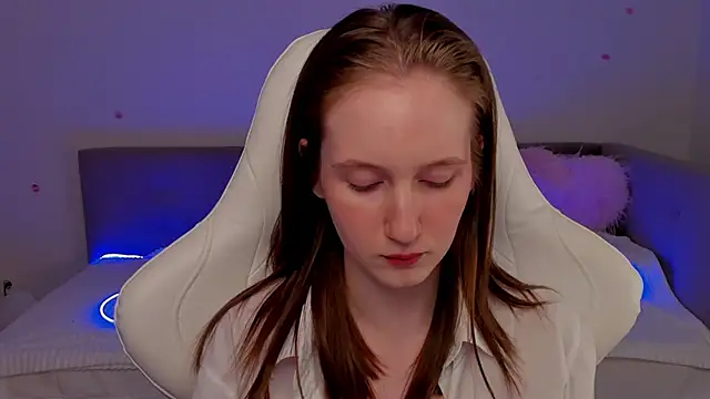 CrystalSoul  online show from 11/28/25, 03:39