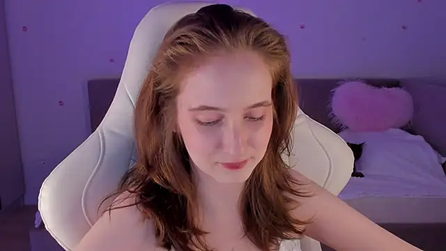 CrystalSoul  online show from 10/28/25, 09:58