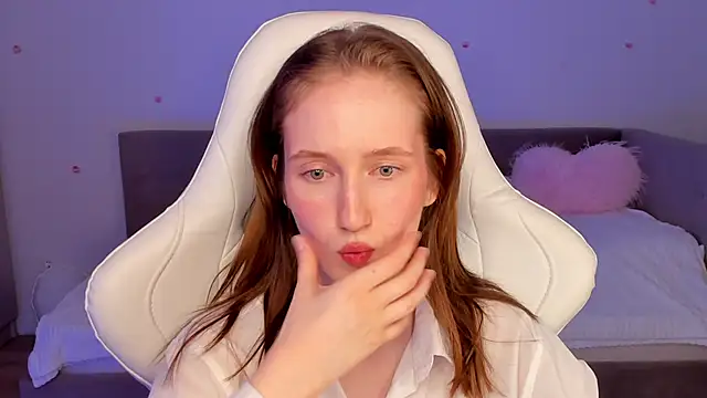 CrystalSoul  online show from 11/23/25, 09:36