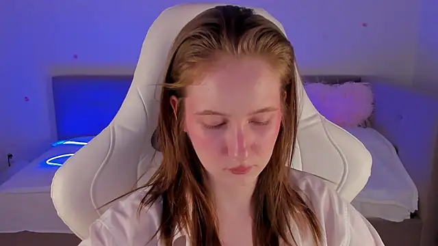 CrystalSoul  online show from 11/30/25, 02:12