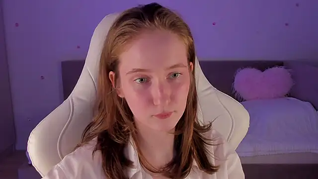 CrystalSoul  online show from 11/04/25, 10:24