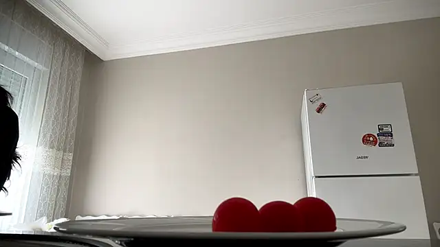 EmmaLeexth online show from 01/17/26, 07:45