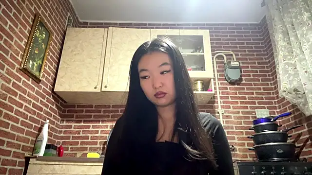 EmmaLeexth online show from 01/15/26, 03:26