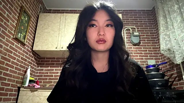 EmmaLeexth online show from 01/09/26, 02:13