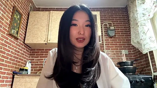 EmmaLeexth online show from 03/24/26, 11:21